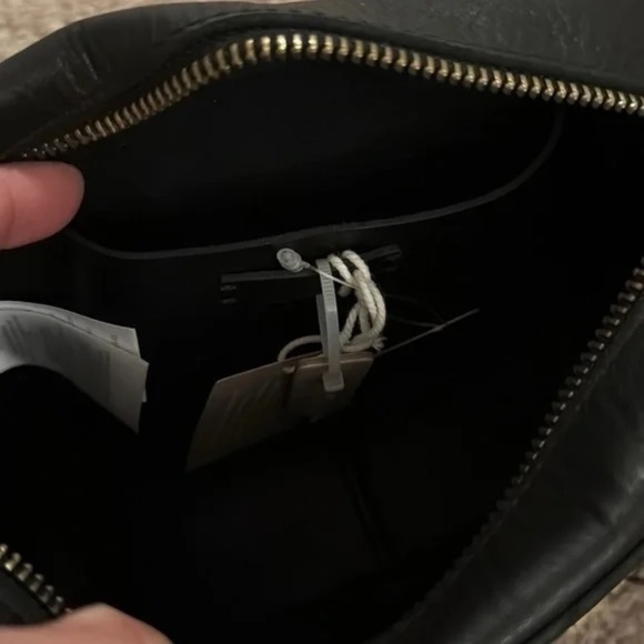 New* Madewell Transport Camera Bag - Picture 5 of 8